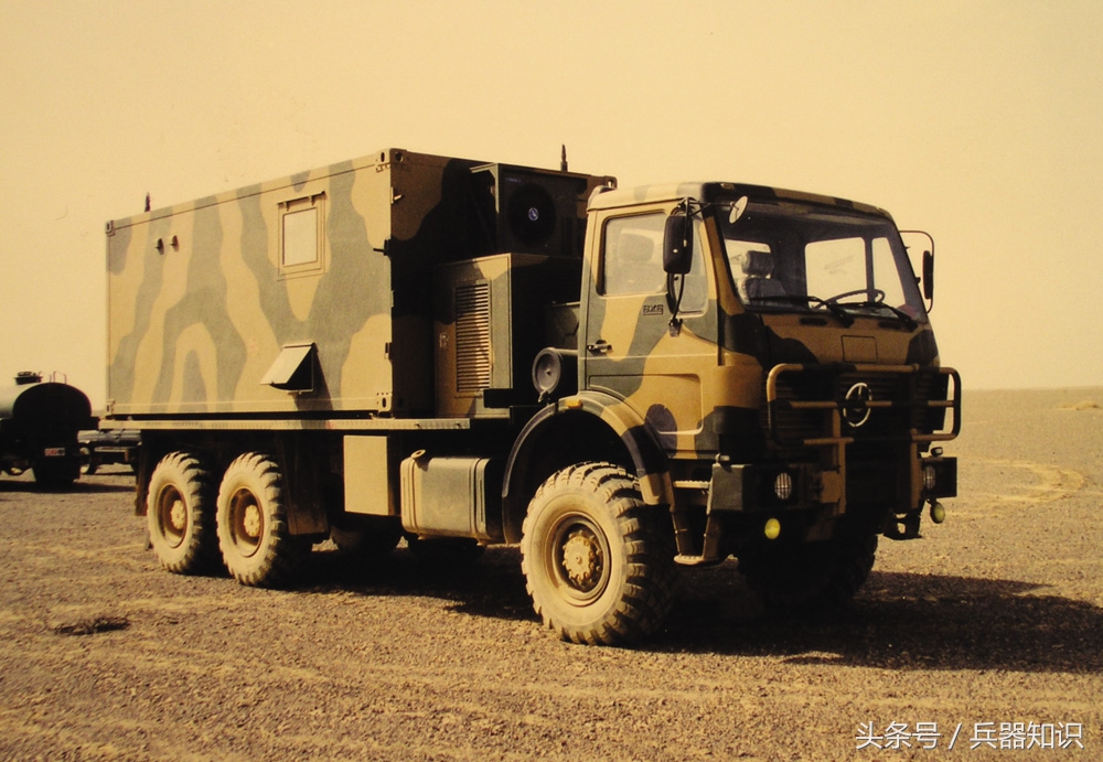 卫士系列多管火箭炮_WS-1WS-2远程火箭炮_中国火箭炮