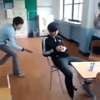 搞笑游戏新闻_游戏神回复_穿越火线破解图片