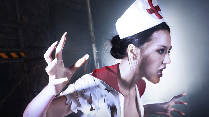 艾尚真还原潘多拉,张馨予还原疯狂宝贝,而她自带游戏角色!