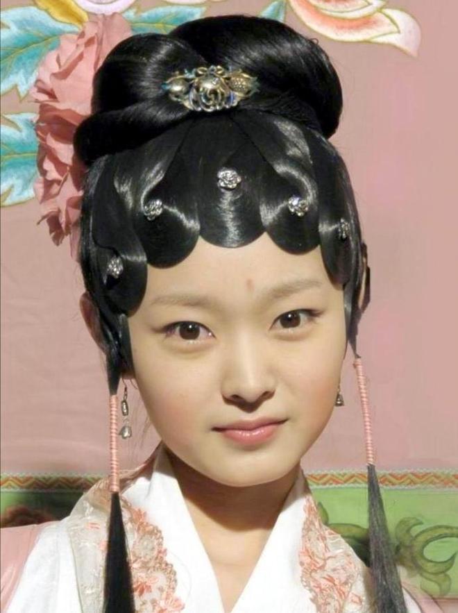 蒋梦婕饰林黛玉_红楼梦十二金钗插图_红楼梦人物介绍