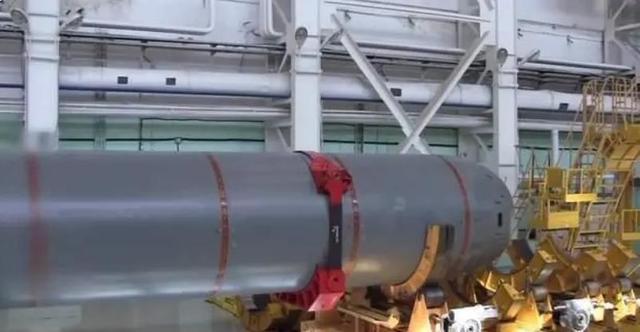 俄罗斯波塞冬核鱼雷_核水雷_中国AJX002无人潜航器