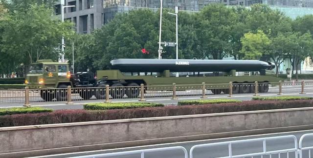 中国AJX002无人潜航器_俄罗斯波塞冬核鱼雷_核水雷