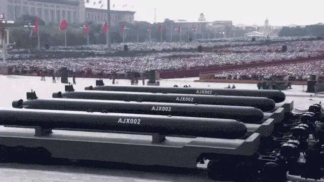 核水雷_中国AJX002无人潜航器_俄罗斯波塞冬核鱼雷对比