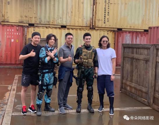 穿越火线进去就掉_穿越火线双时空剧情_电竞题材网剧
