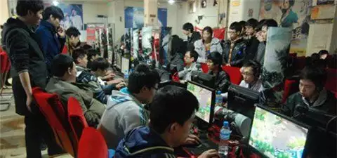 穿越火线韩服停运原因_穿越火线在中国火爆的原因_穿越火线20韩服官网