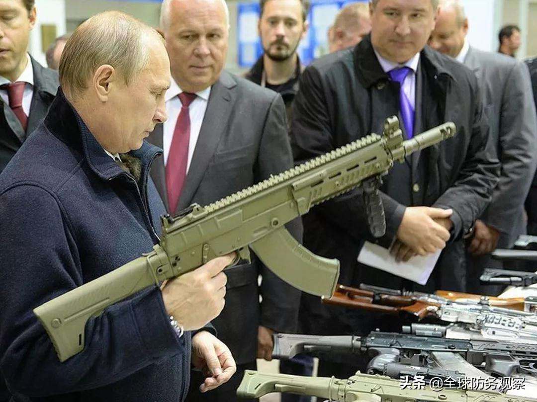 AK-12突击步枪_ak12穿越火线生化视频_俄军未来战士装备系统