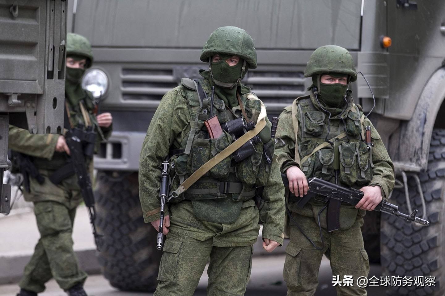 AK-12突击步枪_ak12穿越火线生化视频_俄军未来战士装备系统
