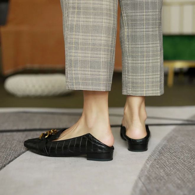 高跟鞋又美又舒服女鞋品牌_亚洲女性专属设计快时尚plus+女鞋_高跟鞋爱好者