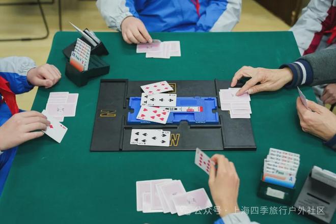 桥牌发牌机价格_桥牌游戏规则_桥牌叫牌技巧