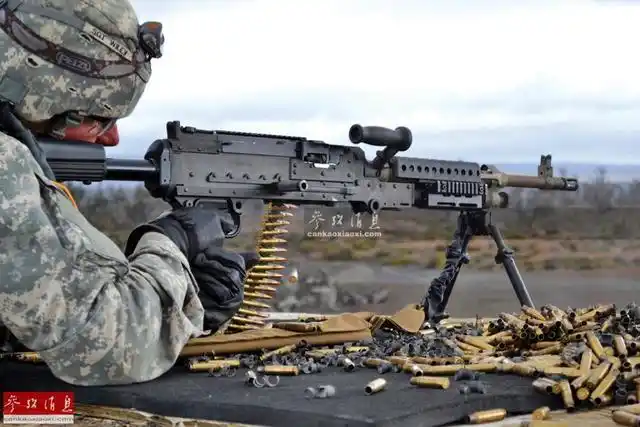 枪械图片_M27自动步枪_M249班用自动武器