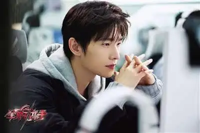 电子游戏与影视剧联动_电竞题材影视剧发展历程_穿越火线电视剧