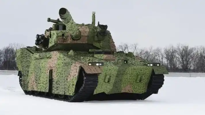 坦克与自行高炮价格对比_自行高炮价格高昂原因_高炮图片