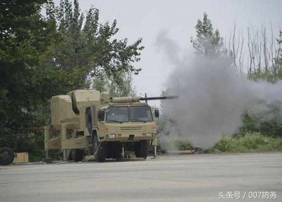 我国产单管76mm高炮再现身 配AHEAD集束弹主打外贸