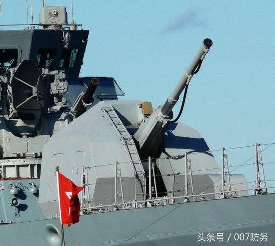 俄制AK176单管76毫米舰炮