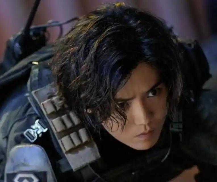 真人穿越火线电影_真人火线cf_穿越火线真人版