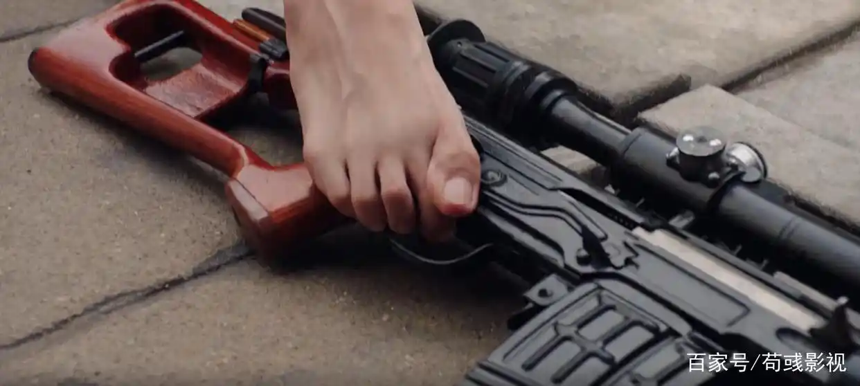 真人穿越火线电影_穿越火线真人版_火线真人穿越版手游下载