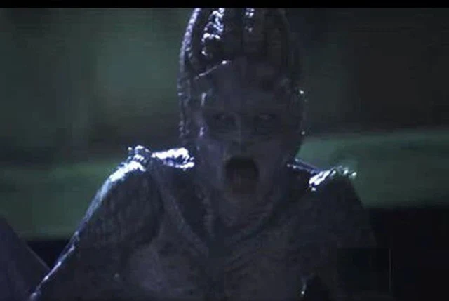 重口味生物变异类电影_恐怖科幻变异电影推荐_变虫人