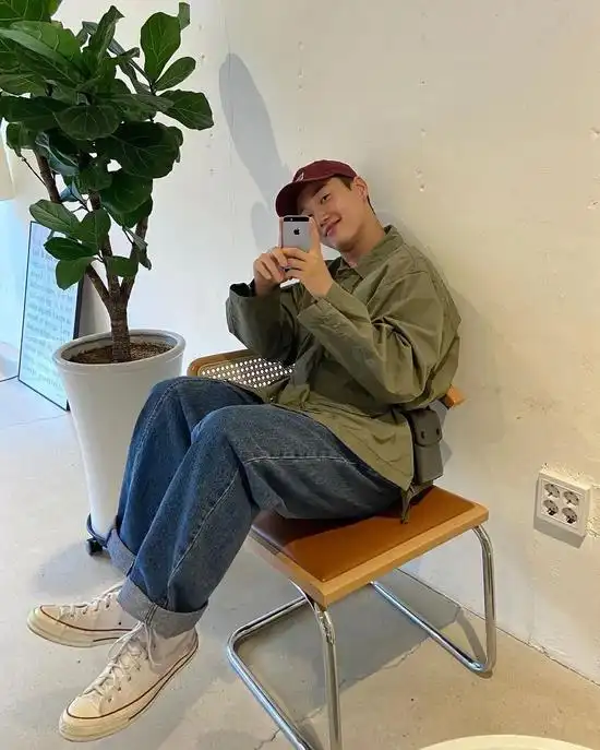 去油少年感_炫舞男生衣服搭配_冬季清爽穿搭