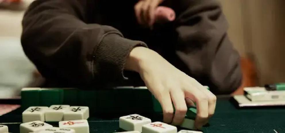 麻将机座位选择_自动麻将机技巧_棋牌室打麻将作弊技巧