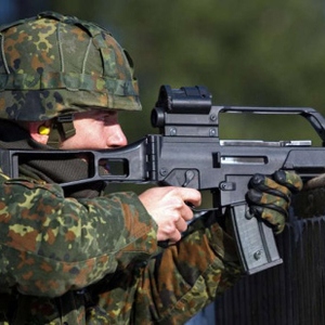g36突击步枪高清图_德军G36步枪实战表现_德G36步枪射击精度