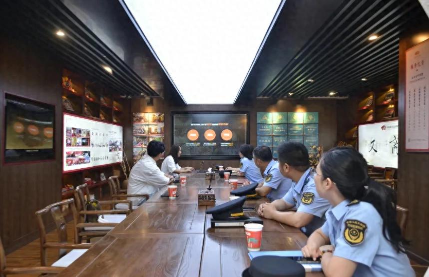 新城区市场监管局助力穿越火线嘉年华活动顺利举办