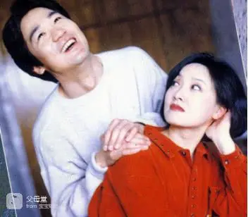 张国立补办婚礼，娱乐圈后妈众多，但肯打掉自己孩子的只有邓婕