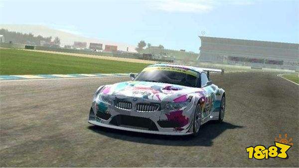 真实赛车3无限金币版