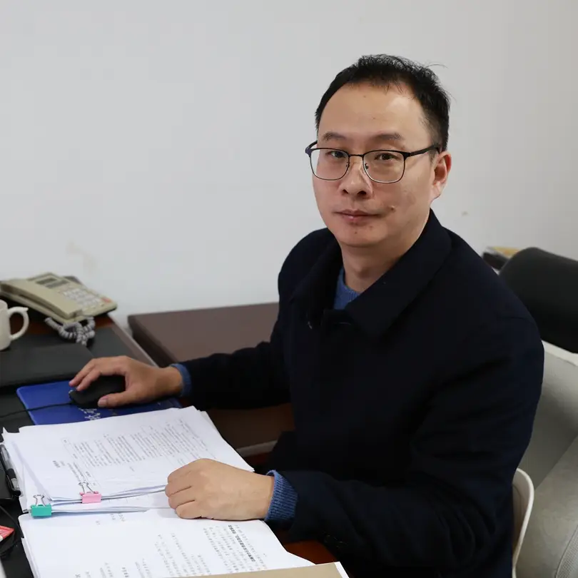 做法官，是我一生无悔的选择——丁宇翔先进事迹在十堰法院干警中引起热烈反响