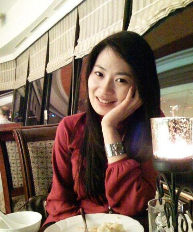 央视财经频道"地震" 谁是被带走的女主播?