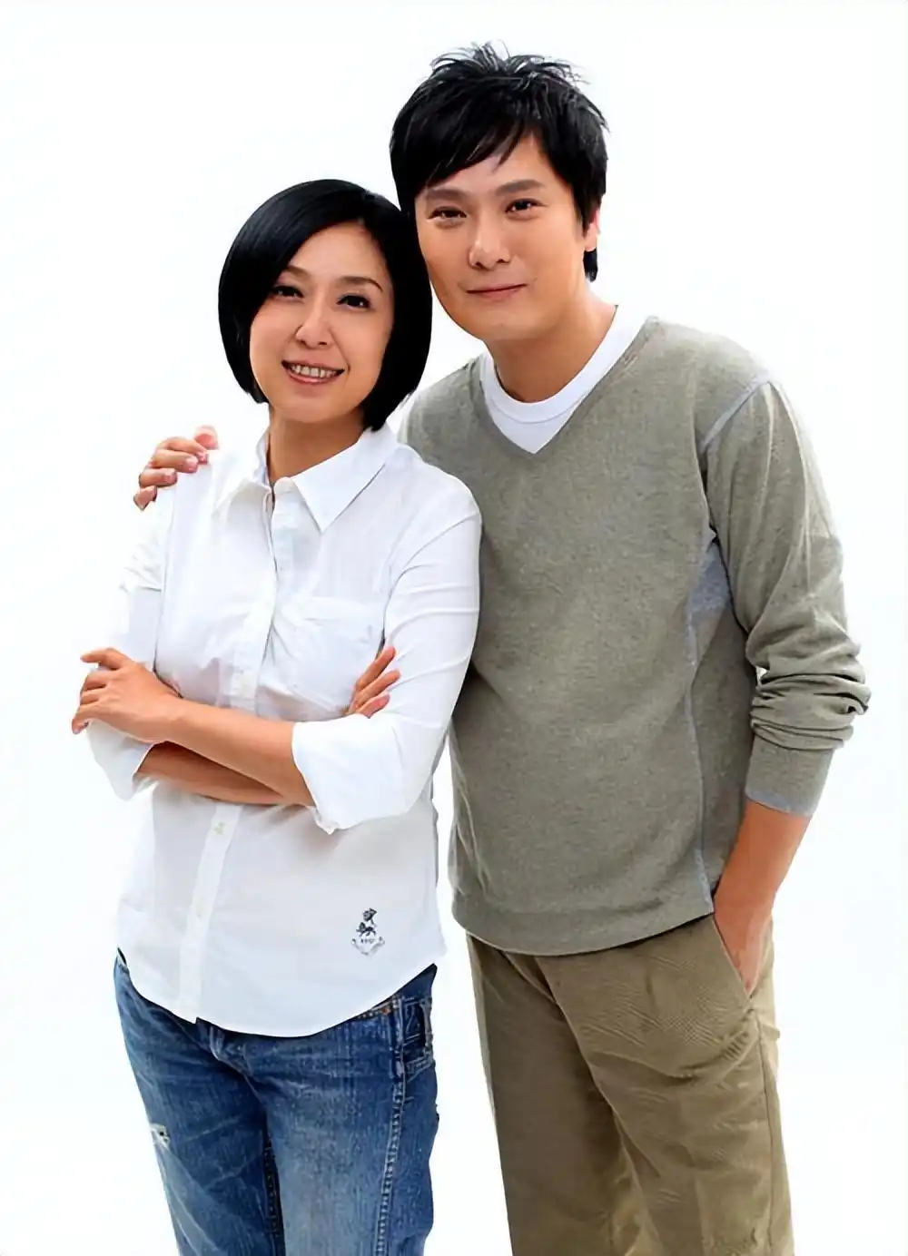 “情痴”张信哲：55岁仍未婚，他的破碎爱情就像一首带泪的情歌