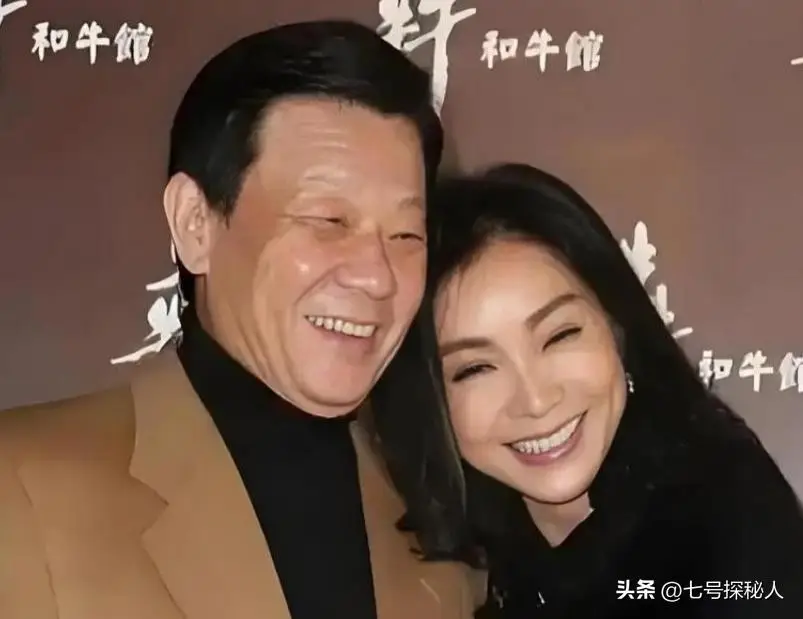 一妻一妾住楼上楼下，三人一同生活30多年，71岁的寇世勋太离谱