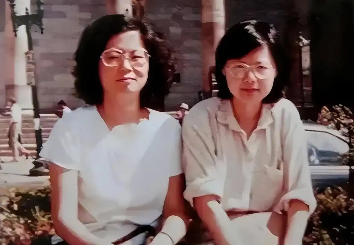 原来如此，蔡英文，69岁坚持台独的固执老妇，无子无配原因深藏！