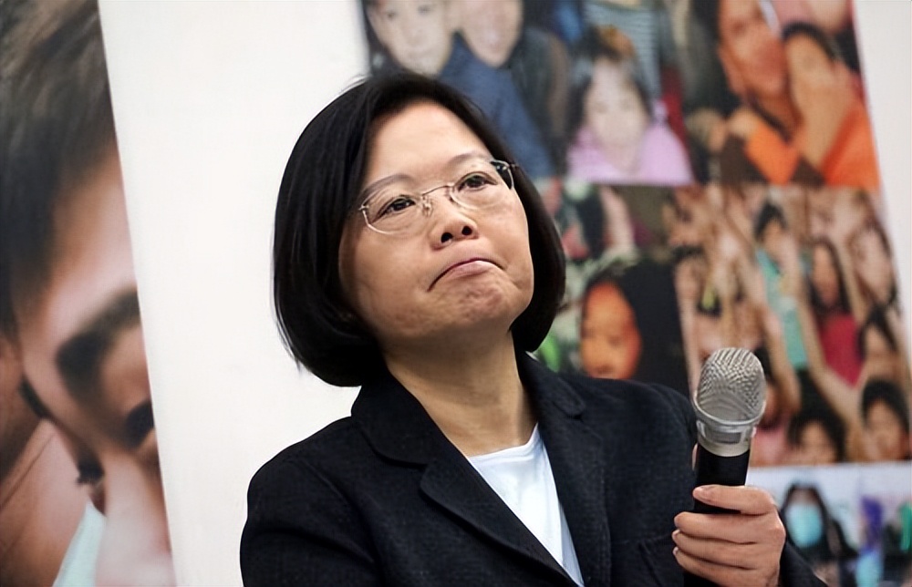 时隔745天，蔡英文公开答记者问！被轰：仍不知“谦卑为何物”
