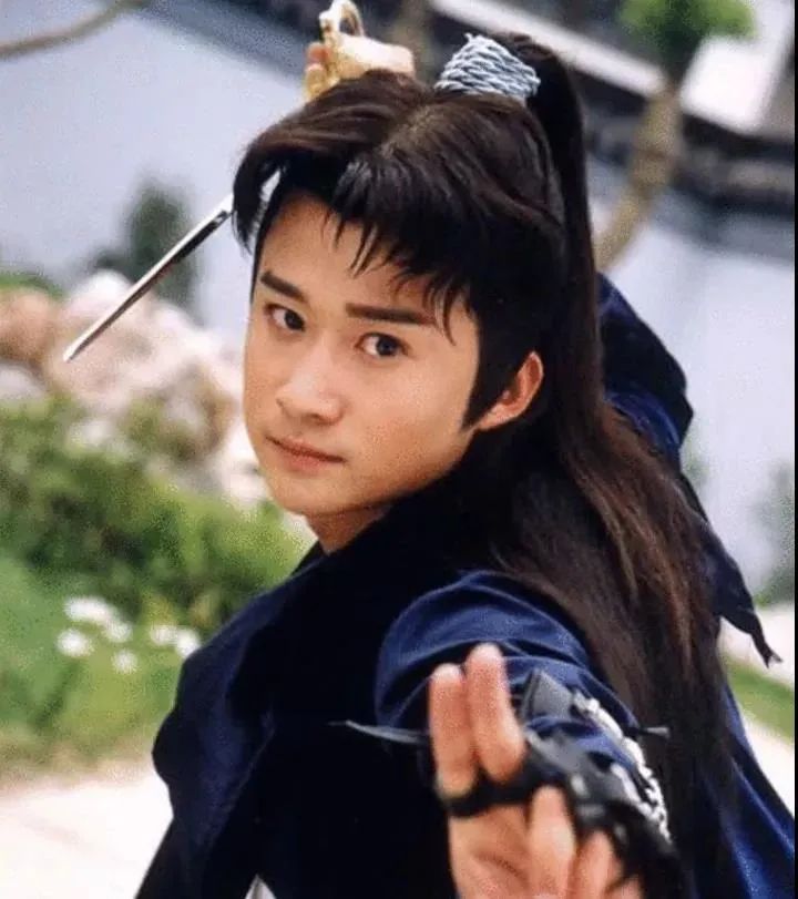 9年29部作品，被第七代导演点名“抢饭碗”，吴京的时代来了吗？
