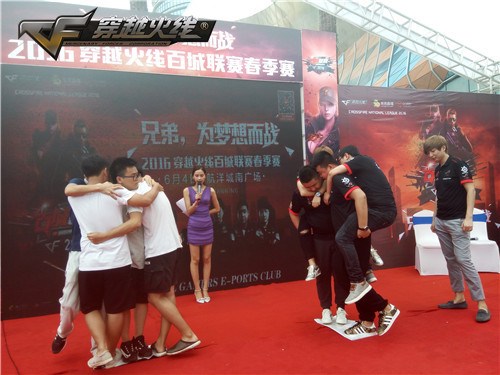 火线穿越女角色_穿越火线美女_穿越火线之美女