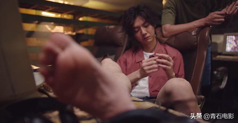 真香了！《穿越火线》我连刷10集，鹿晗有望凭借这剧翻身