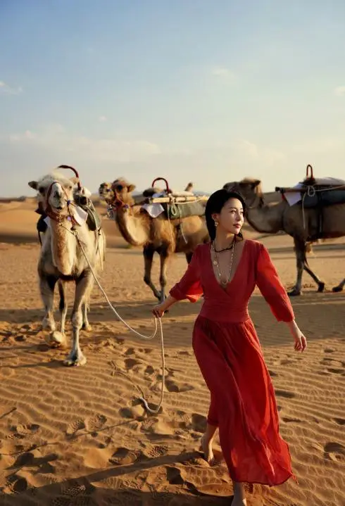 天龙八部贾青洗澡_贾青 演艺生涯 跌宕起伏