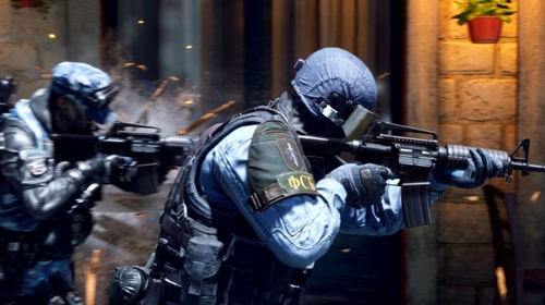 CF诞生及运营策略_穿越火线发展历程_穿越火线换号教程视频