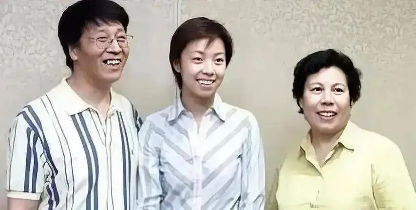 徐威：和袁立同居12年，但凡她接受1次求婚，我不会转身娶张怡宁