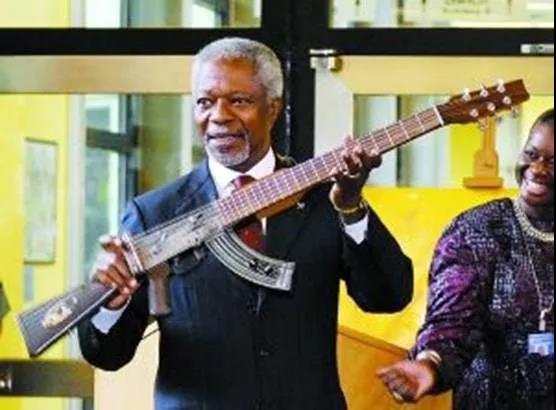 穿越火线枪械图片 超清_穿越火线 吉他刀 吉他枪