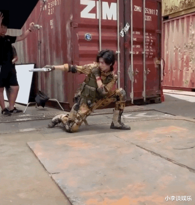 穿越火线真人剧剧情评价_塔科夫版本更新12.7剧情分析_穿越火线枪械图片 超清