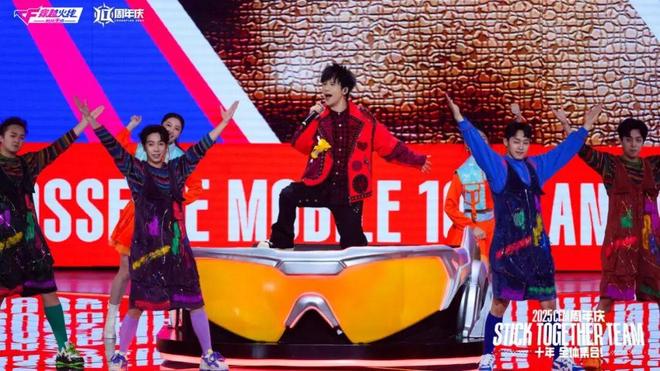 电竞赛事累计观看人数突破10亿次_CF手游总注册用户突破4.5亿_穿越火线枪战王者攻略