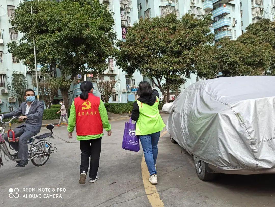 dnf守护者预约,一个人坐火车去西藏旅游3